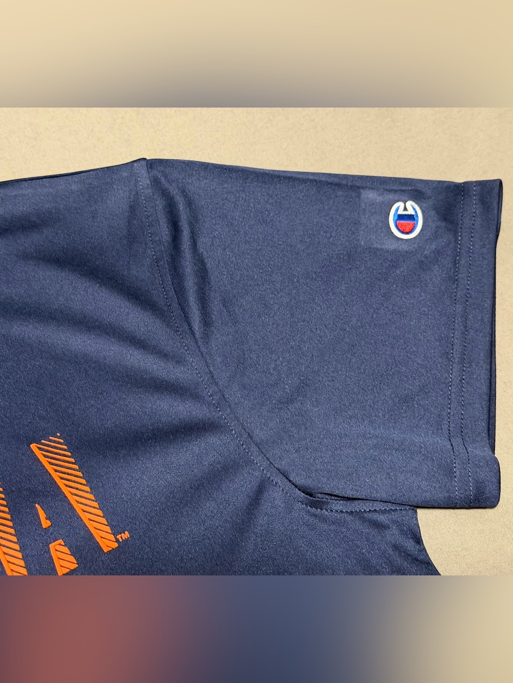 Champion Brand Sample NCAA University of Virginia Cavaliers T-shirt Size Large - Picture 3 of 7